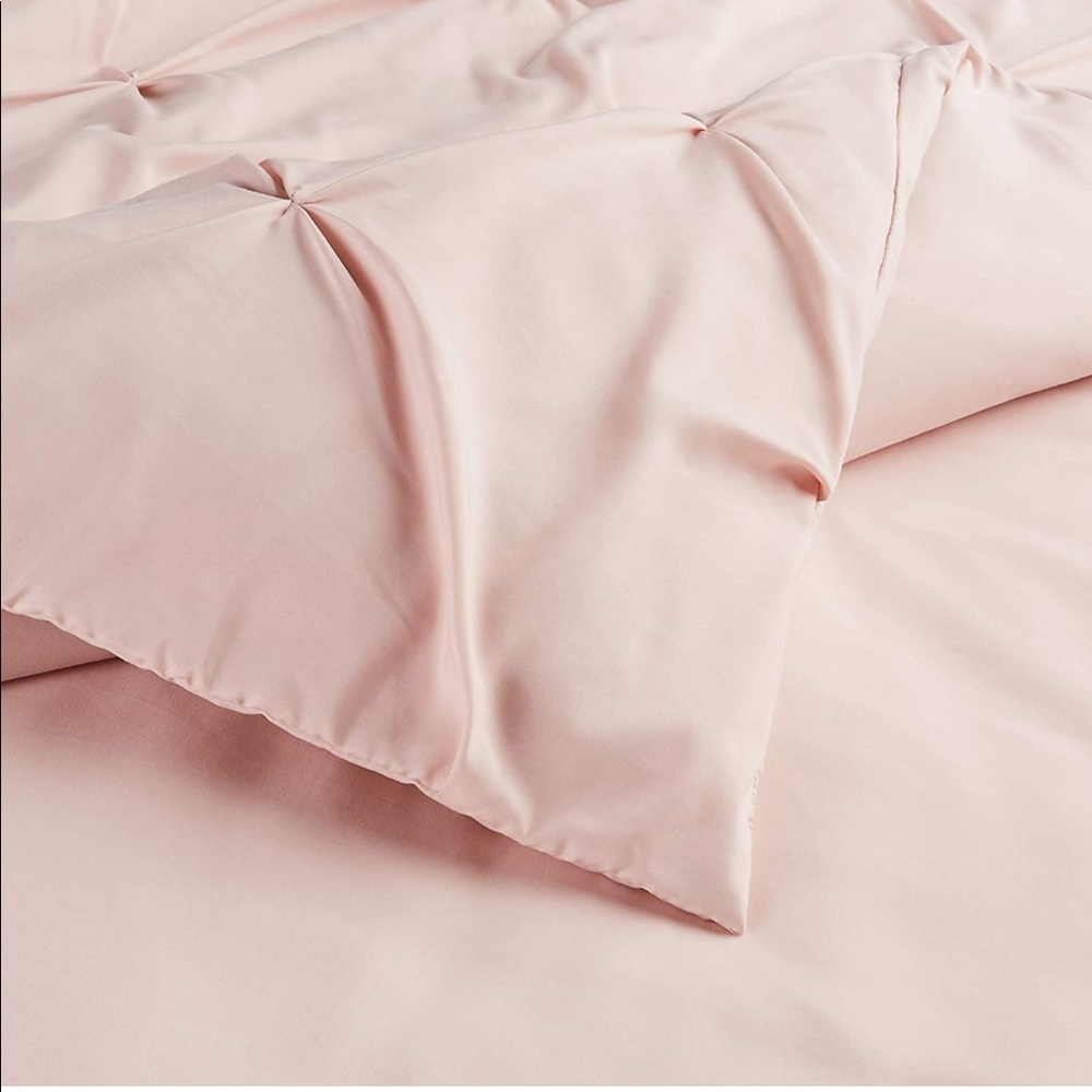 Luxury Home | New! ✨ Blush Pink King Size Lightweight Pleated Duvet Cover Set - Picture 4 of 6